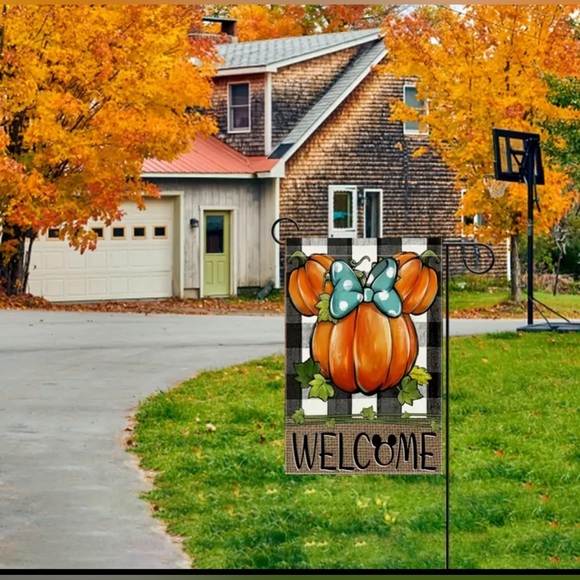 Disney Mickey & Minnie Mouse Fall Pumpkin Welcome Garden Flag 12x18 Holiday - Picture 1 of 5